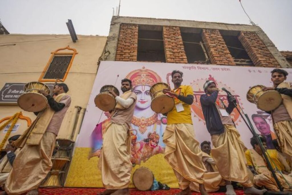 before the consecration ceremony at the Ram Mandir in Ayodhya, there is a performance by folk artists.